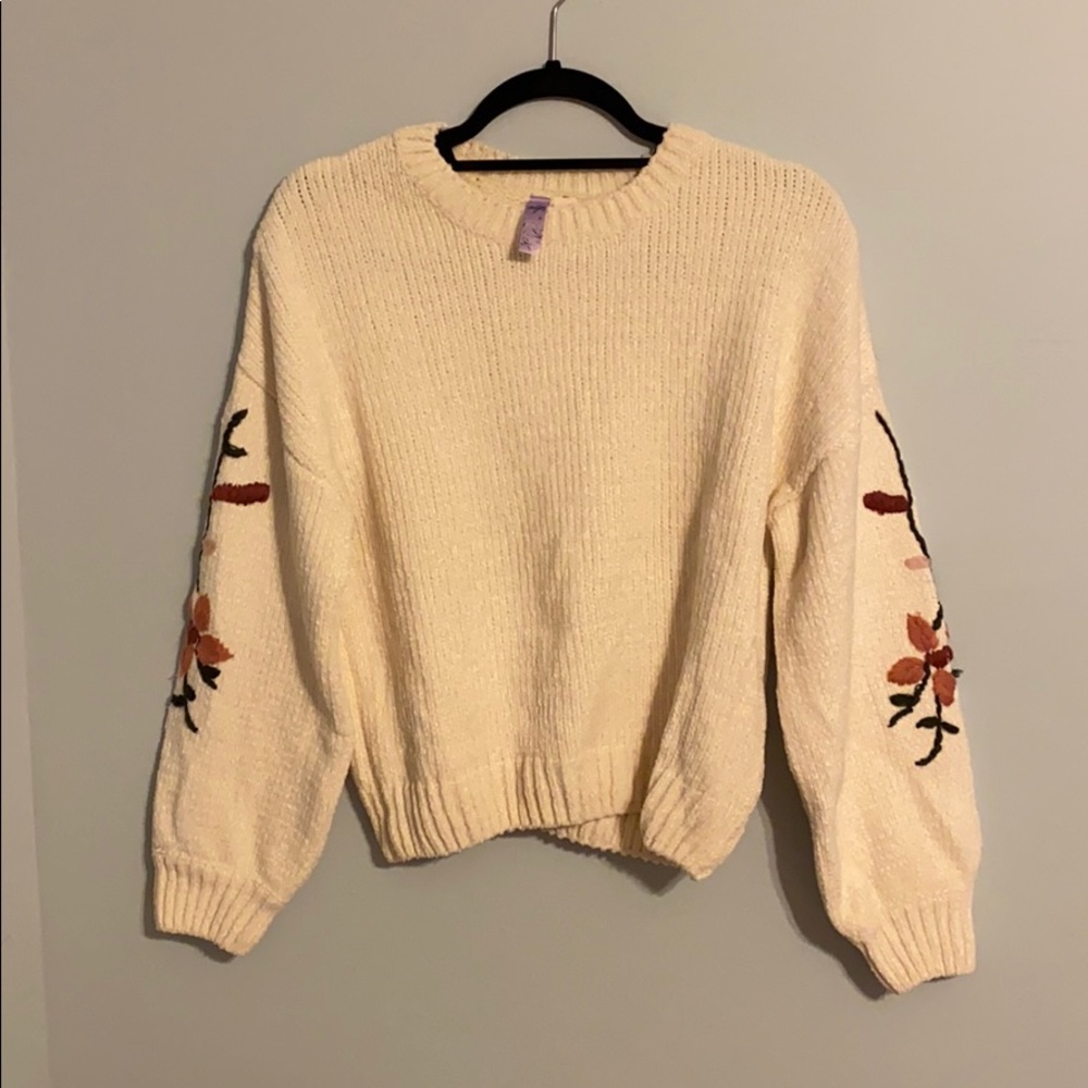 Alya Chenille Cropped Sweater